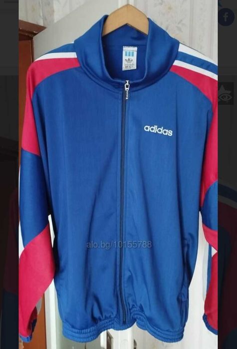 Яке "Adidas"волейбол екип на БГ.Значки знамена.