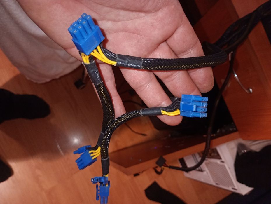 Sursa  TooQ XGE 800W