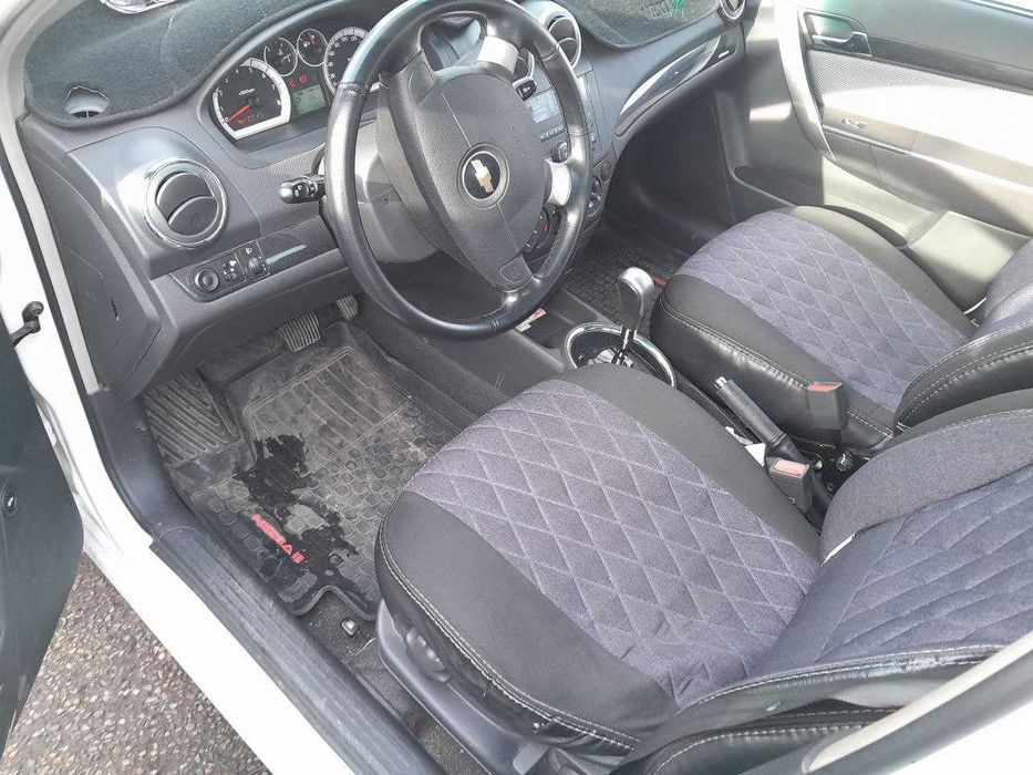 Продаётся Nexia 3 сотилади