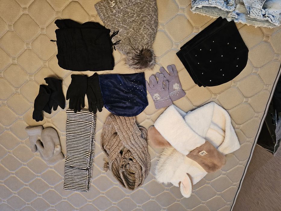 Шапки шарфы перчатки