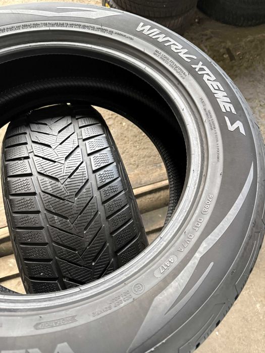 2x Anvelope Iarna 235/55 r17 - Vredestein Wintrack Extreme S