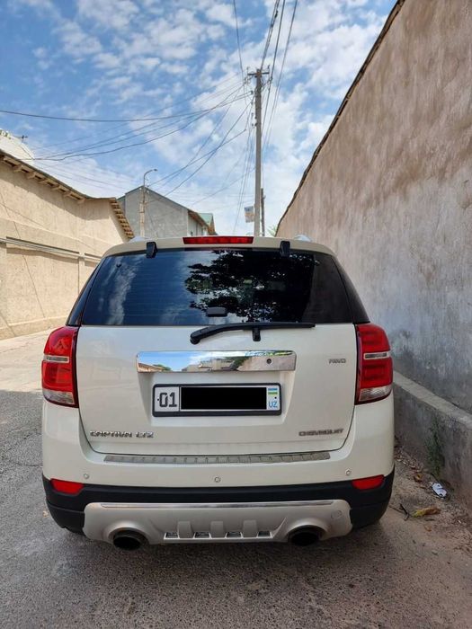 Продается Chevrolet Captiva 2 переделанная под 3