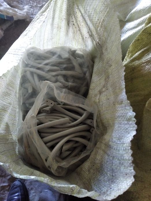 Пластмассовые изделия ручки