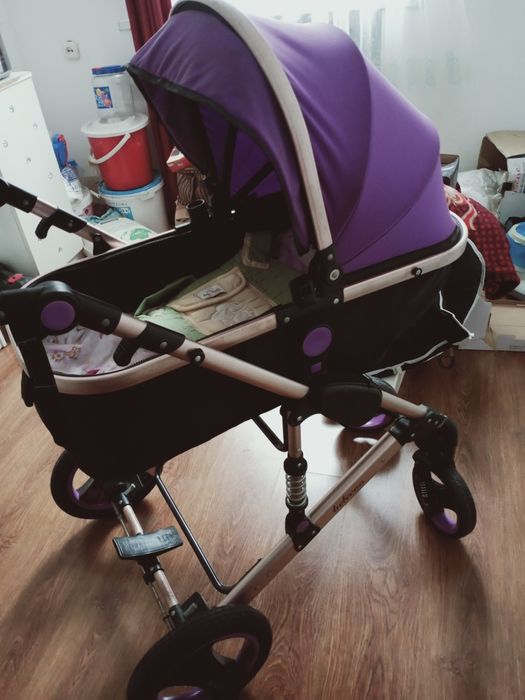 Каляска прогулочная