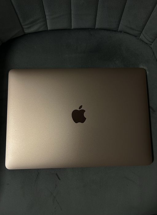 APPLE MacBook Air ゴールド Laptop Apple MacBook Air 13-inch, True Tone, procesor Apple