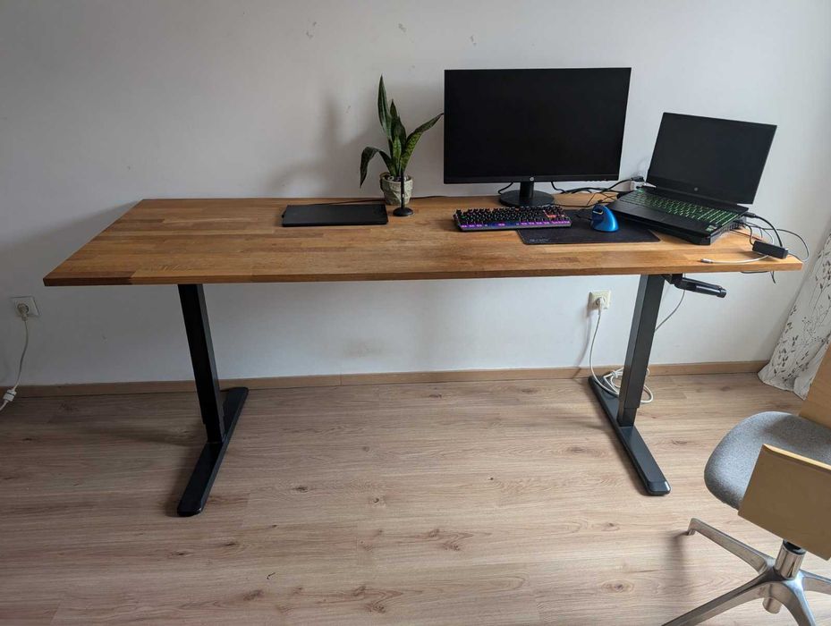 Ръчно регулируемо бюро OneConcept Multidesk (73–123 см) - Перфектно!