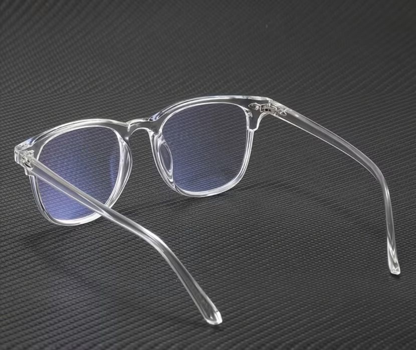 Очила против синя светлина