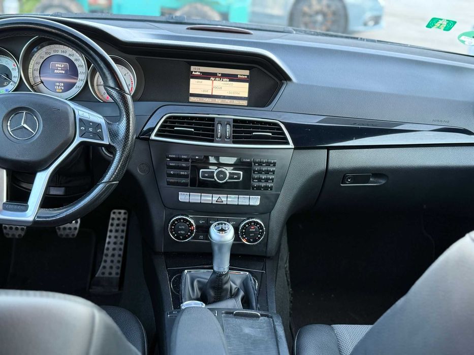 Mercedes Benz w204 250cdi
