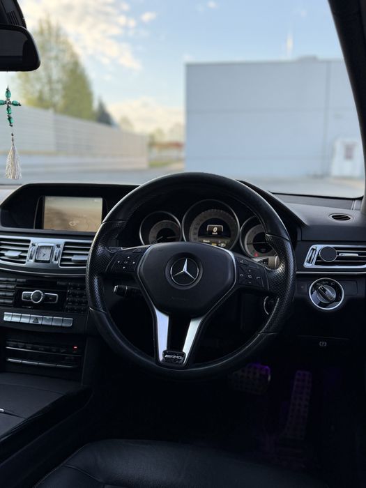 Mercedes E220 2014