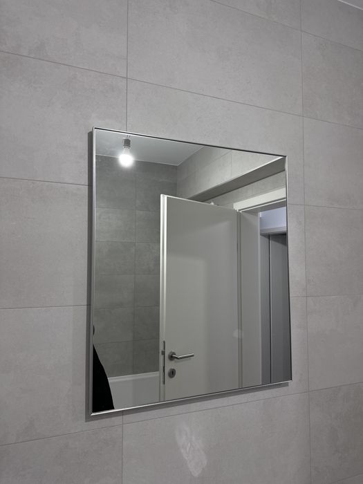 2 oglinzi NOI 69x61 cm