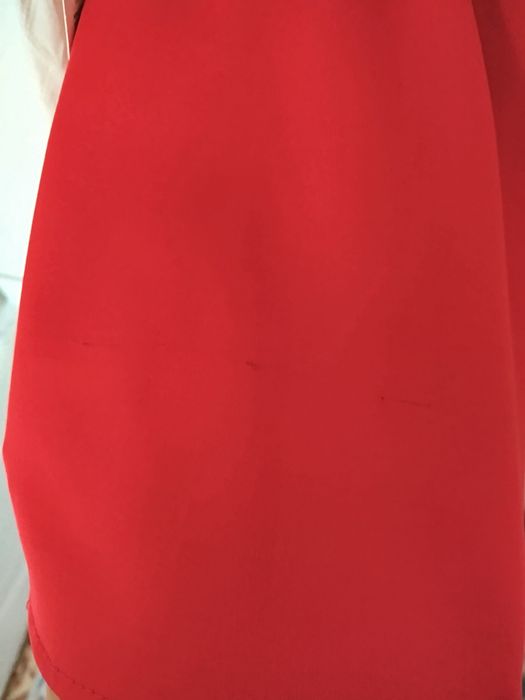 Продам платья для девочек новые