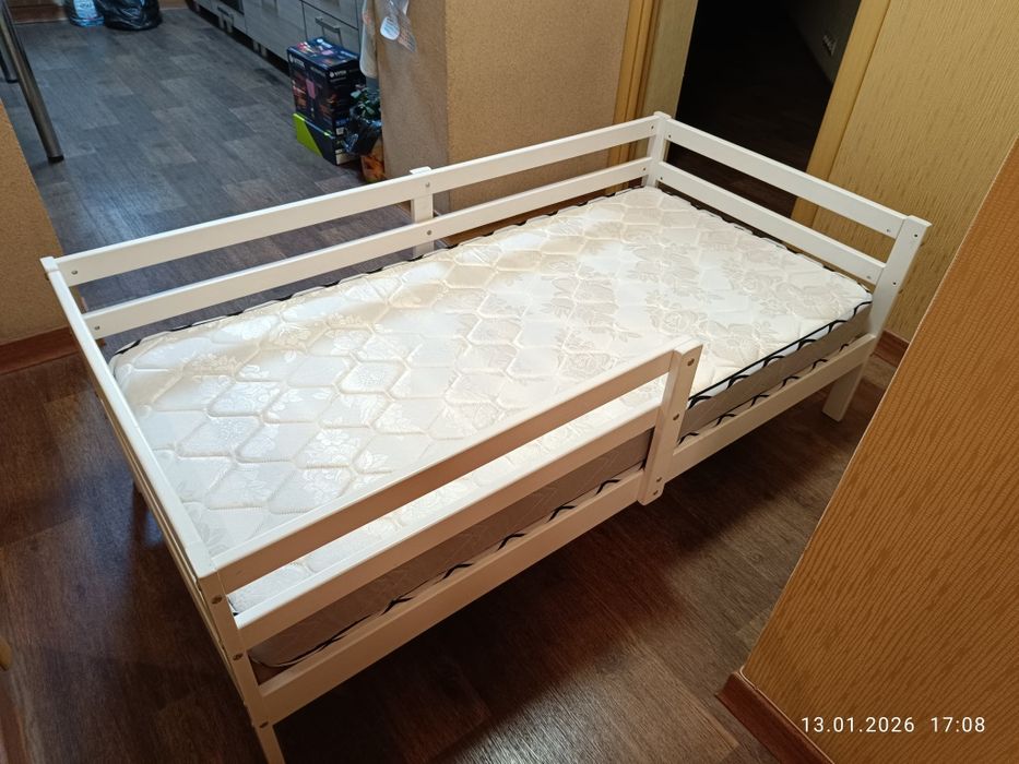 Детская кровать 160х80.