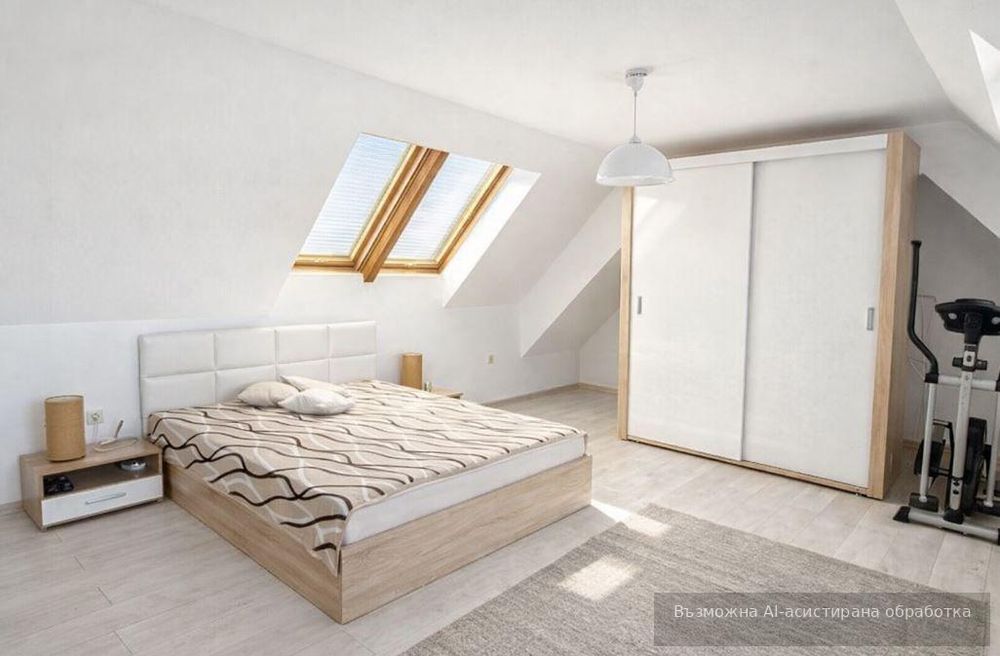 Дава се под наем Двустаен апартамент в Варна, Център - 86 кв.м за 548.25 € - Снимка #4