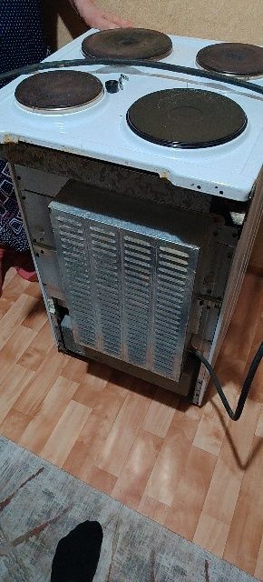 Продам электроплиту