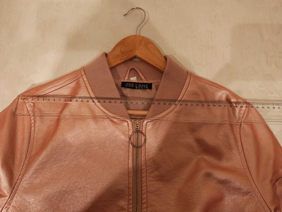 Пролетно яке Zee Lane
