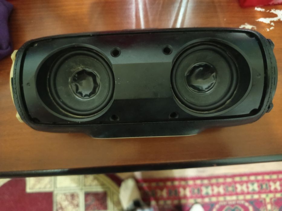 Продаю один плоншет и колонку