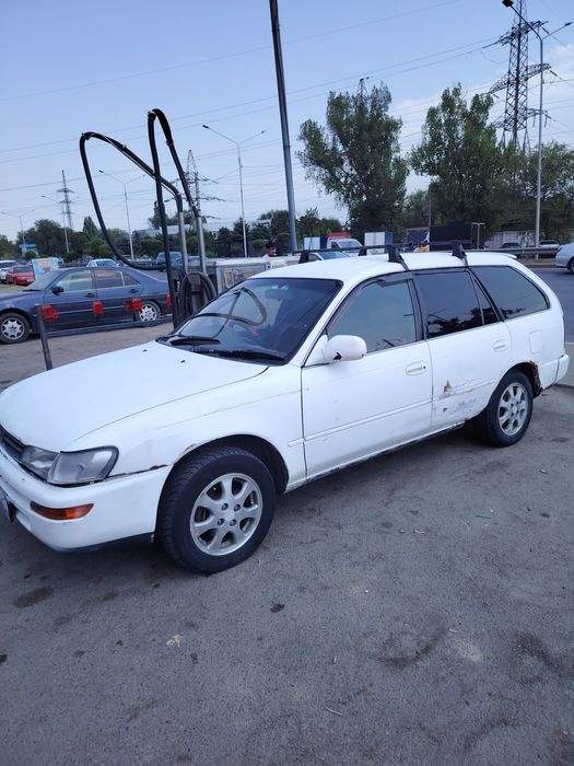 Toyota corolla E100