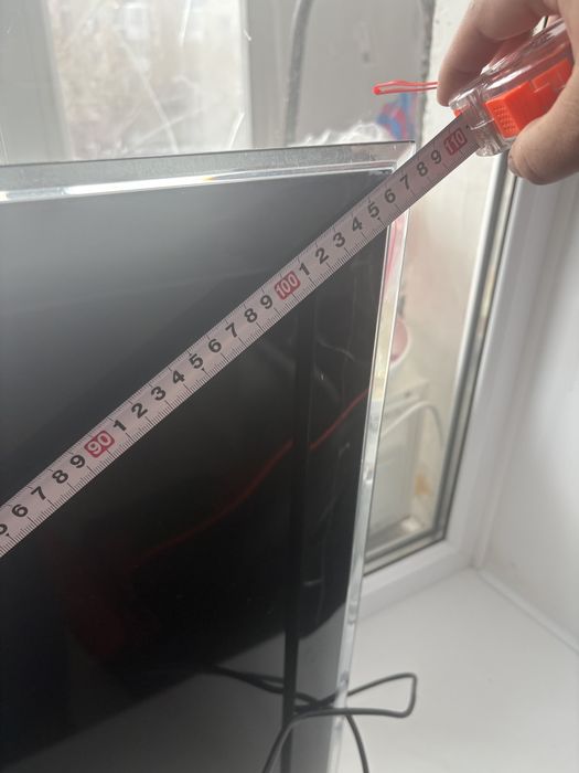 Продам плазменый телевизор смарт приставка в подарок