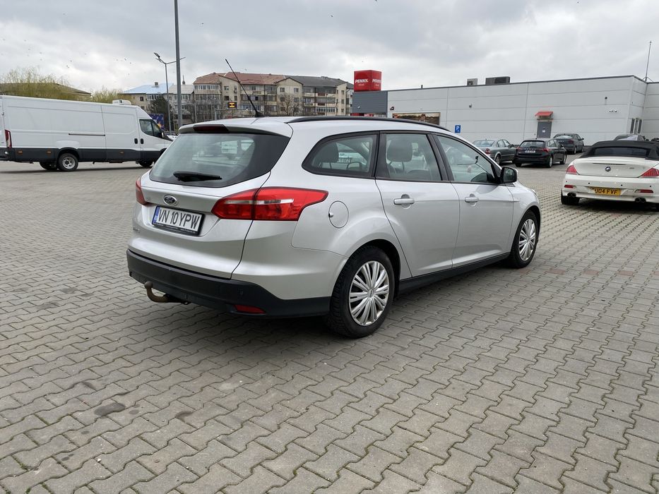 FORD Focus 2015 — imagine 5
