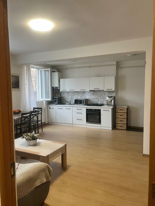 Proprietar vând apartament