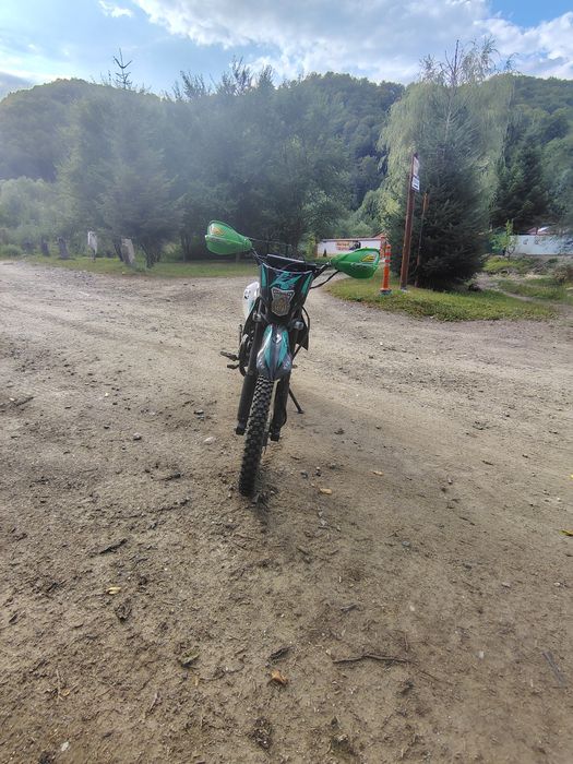 Vând cros kxd 140