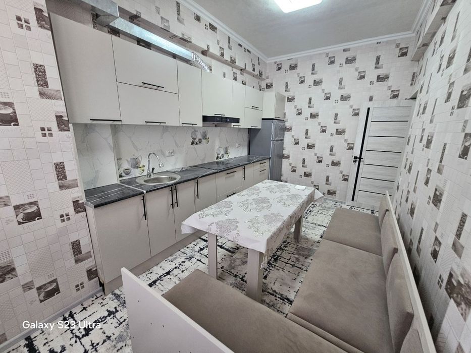 3 xona sotiladi Eko shaxarda