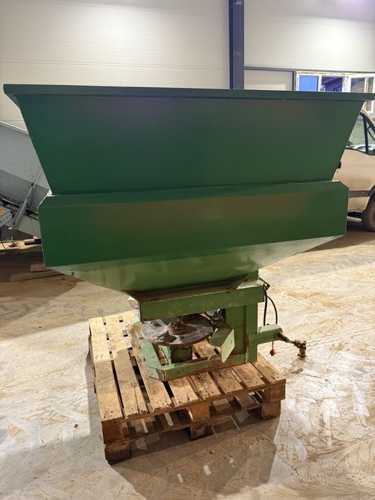 Imprastietoare ingrasaminte Rotina