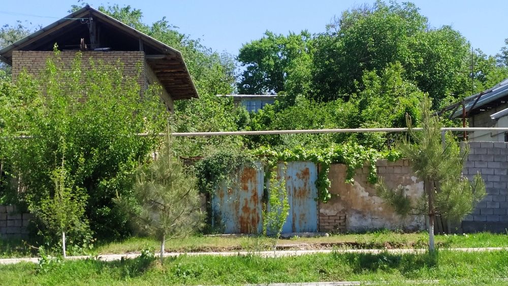 Продается участок в центре города