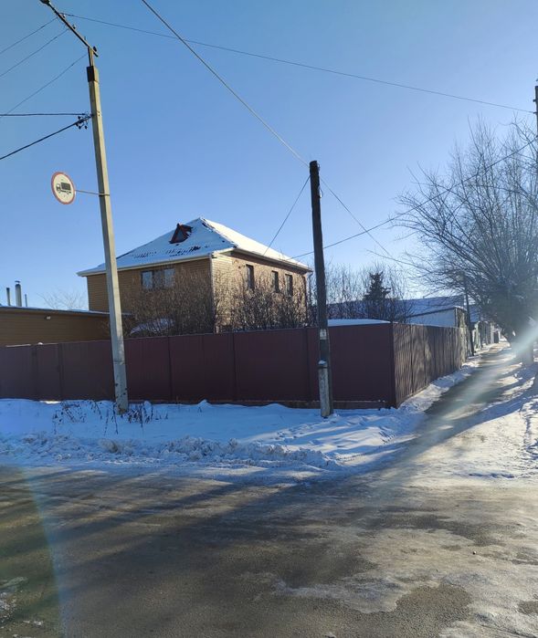 Продам коттедж в центре города