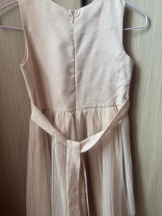 Платье на девочку