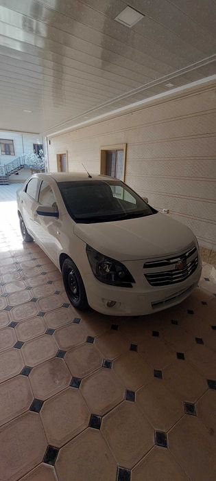 Кобальт LTZ люкс 2015й механика сотилади.