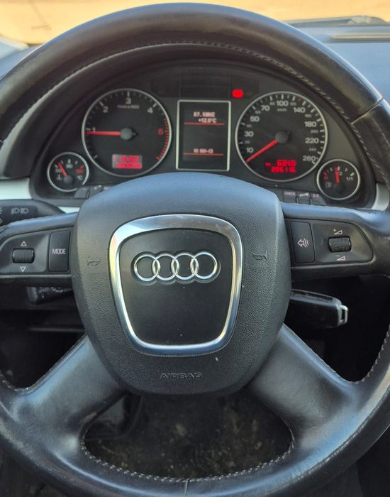 Audi a4b7 2.0 tdi.140cp
