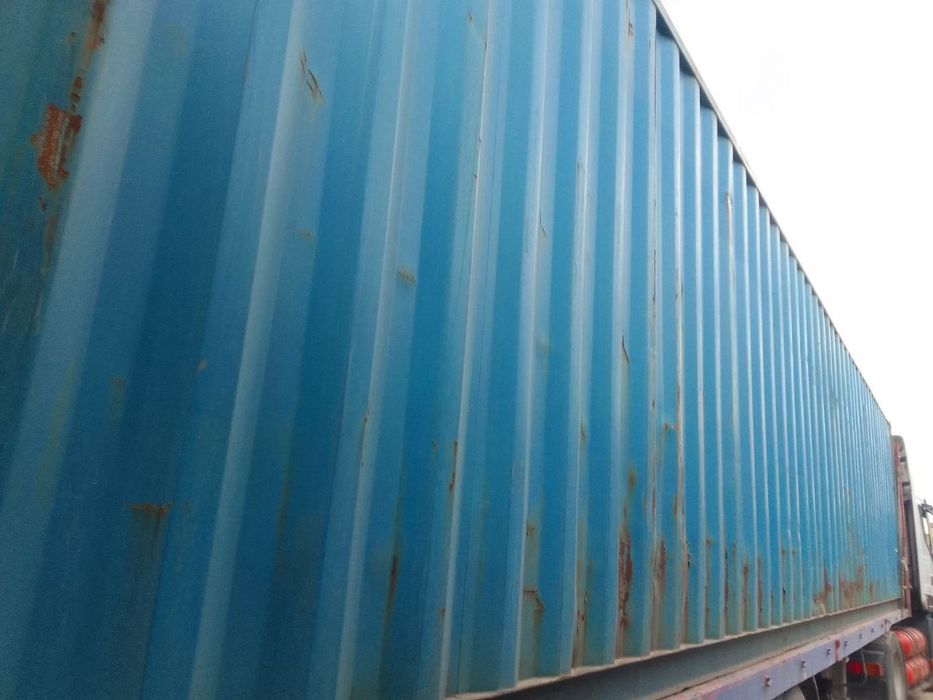 Срочно продам контейнер 600