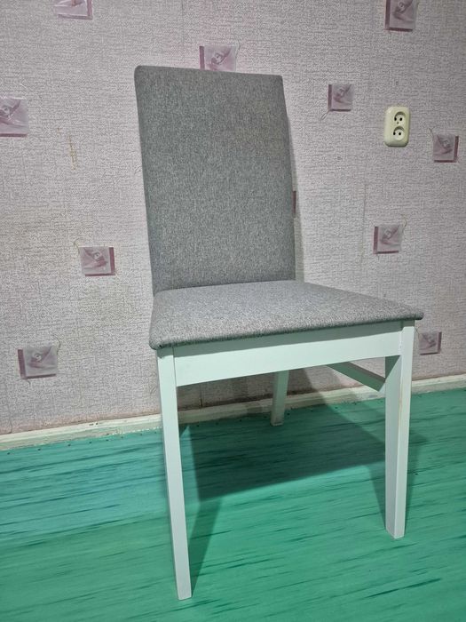 Стул деревянный мягкий б/у. Продам