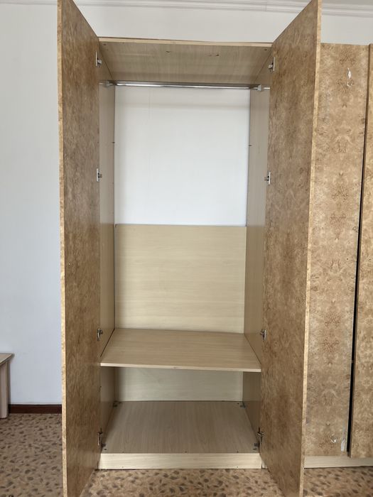 Продам шкаф для спальни