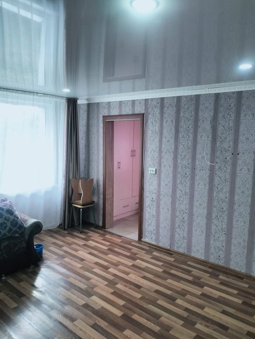 Продам квартиру .
