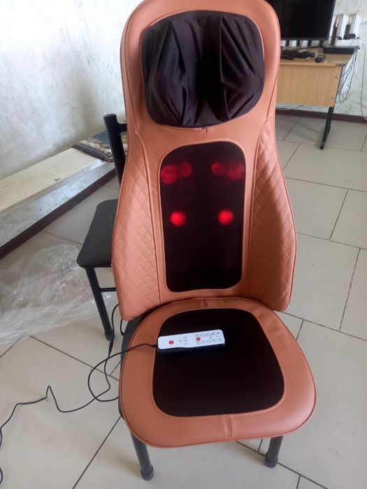 Кресло массажор от бренда MASSAGER