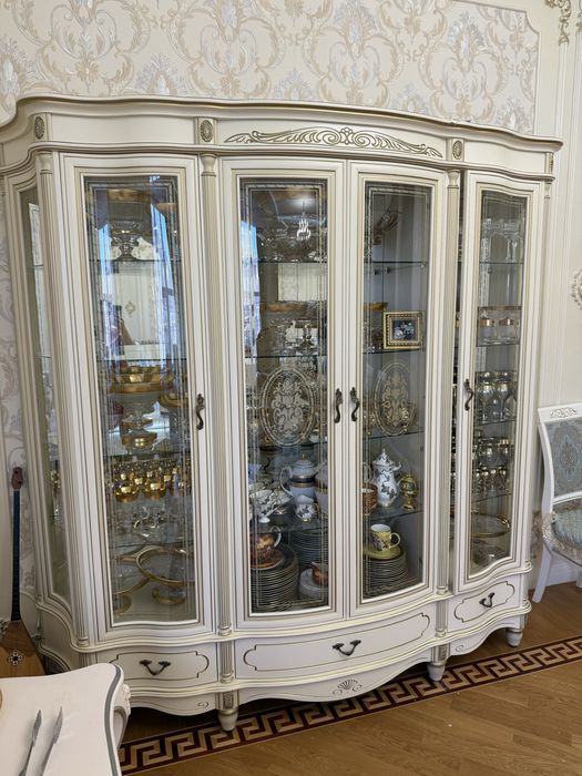 Сервант для посуды