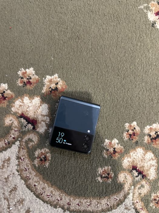 Z flip 3 оригинал