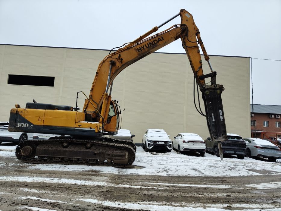 Сдам в аренду гусеничный экскаватор