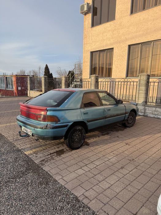 Мазда 323 хэтчбек на ходу