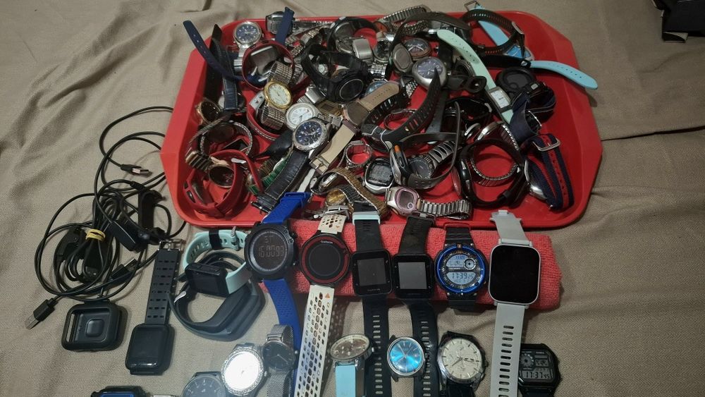 Lot 60+ Ceasuri Garmin, Casio, Q&Q, etc. + Curele/Bratari