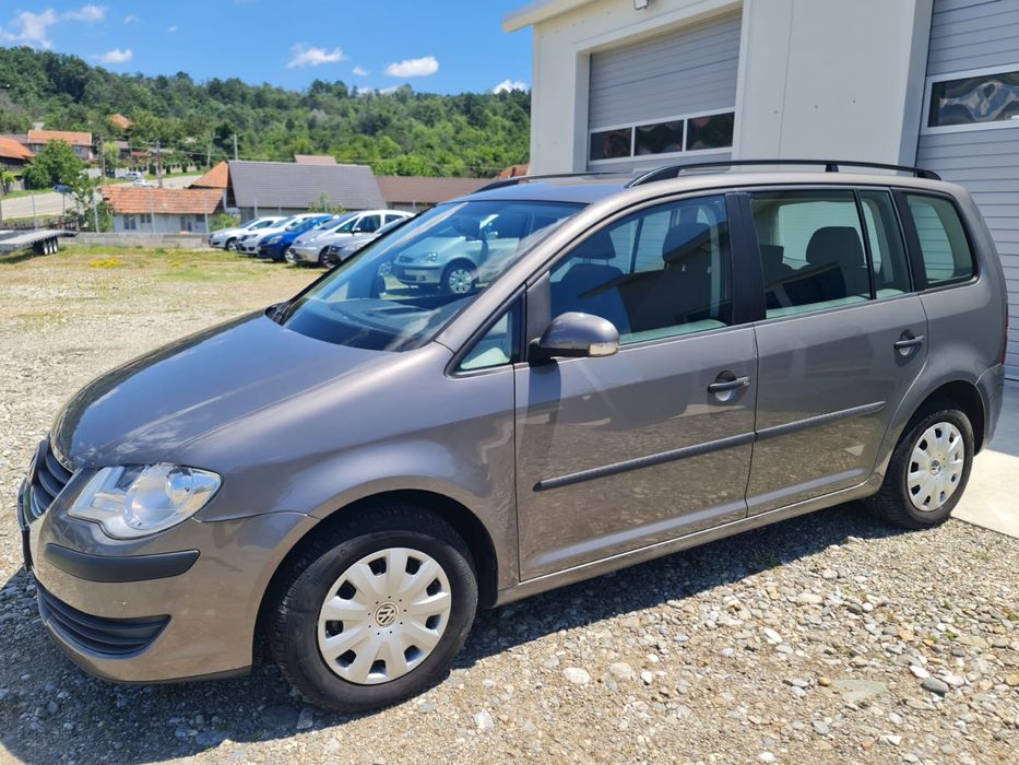 VOLKSWAGEN Touran 2009 — imagine 2