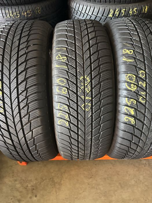 Anvelope Iarna 225/60/18 Bridgestone Blizzak LM001 225 60 18 R18