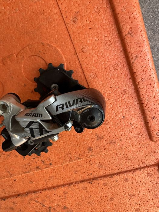 обавена 29 юни, 09:44 ч. SRAM Rival 1 SRAM Rival eTap AX
