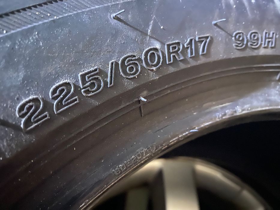 185 / 55 / 15  saferich 225/60/17 Bridgestone