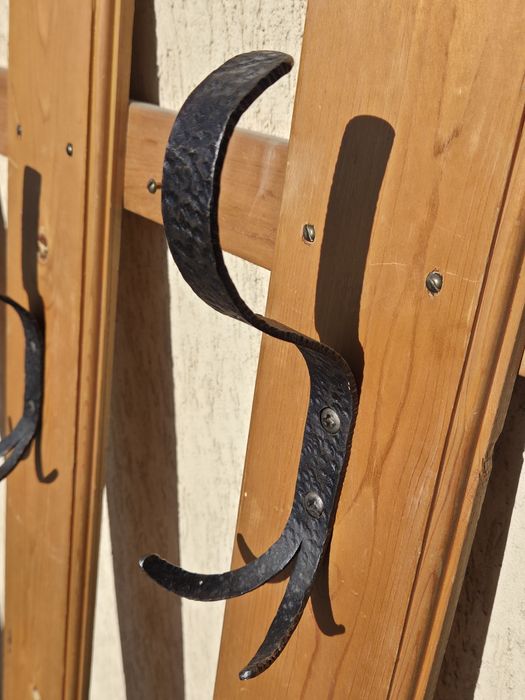 Чамова маса и закачалка