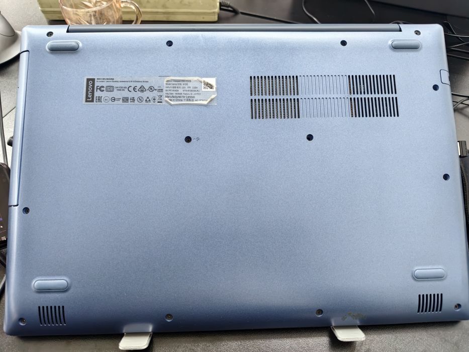 Продается ноутбук Lenovo A0Q0J6G