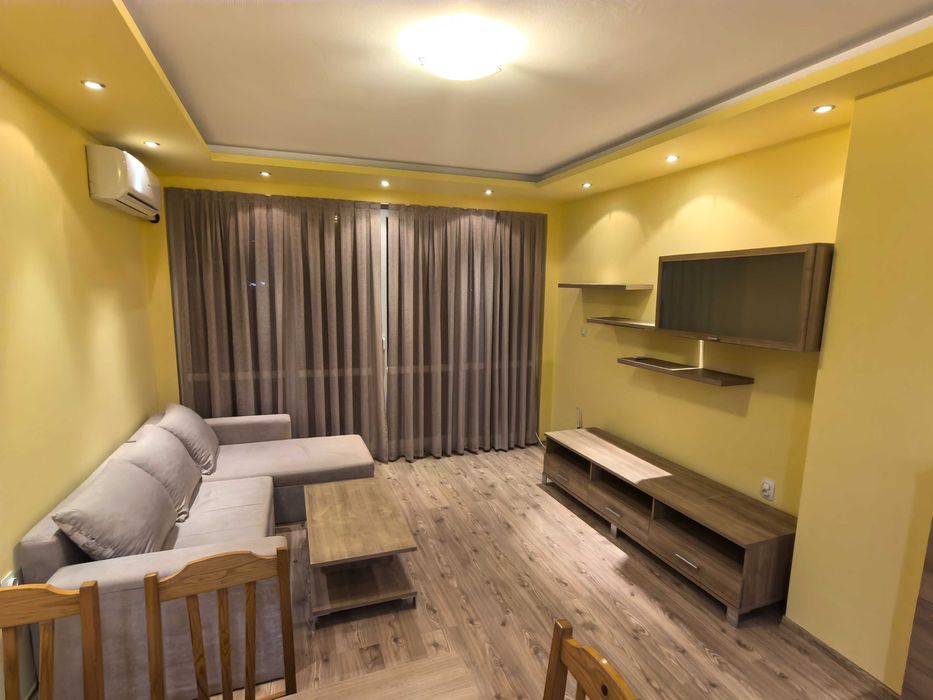 3-стаен апартамент под наем в Белите брези, Пазарджик – 400€