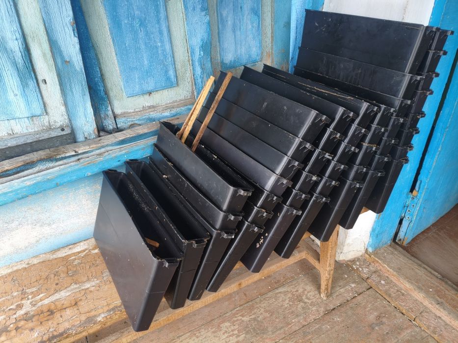 Кормушки для пчёл